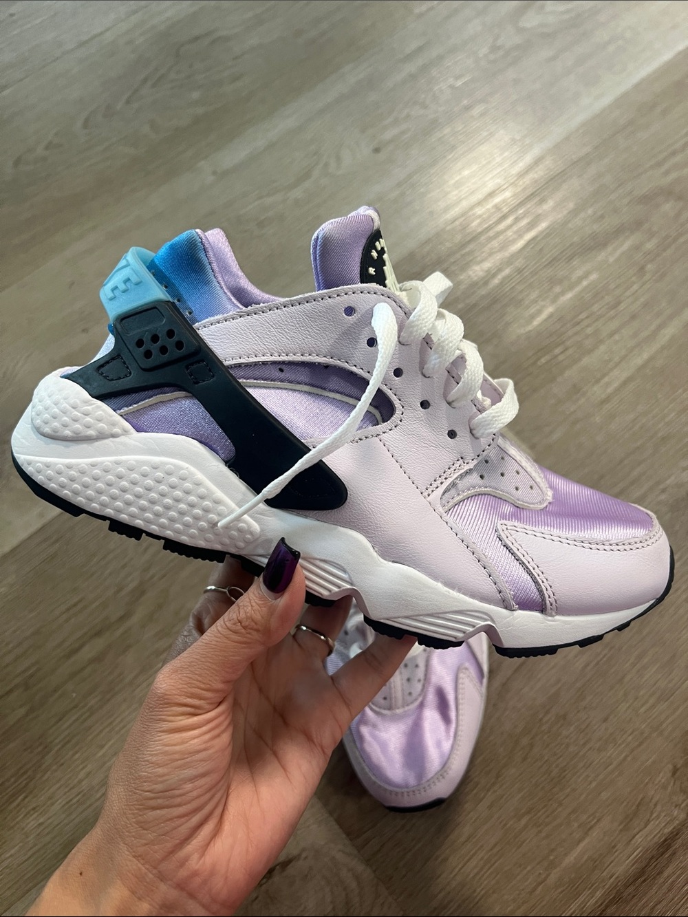 Like New Nike Air Huarache Purple Sneakers
